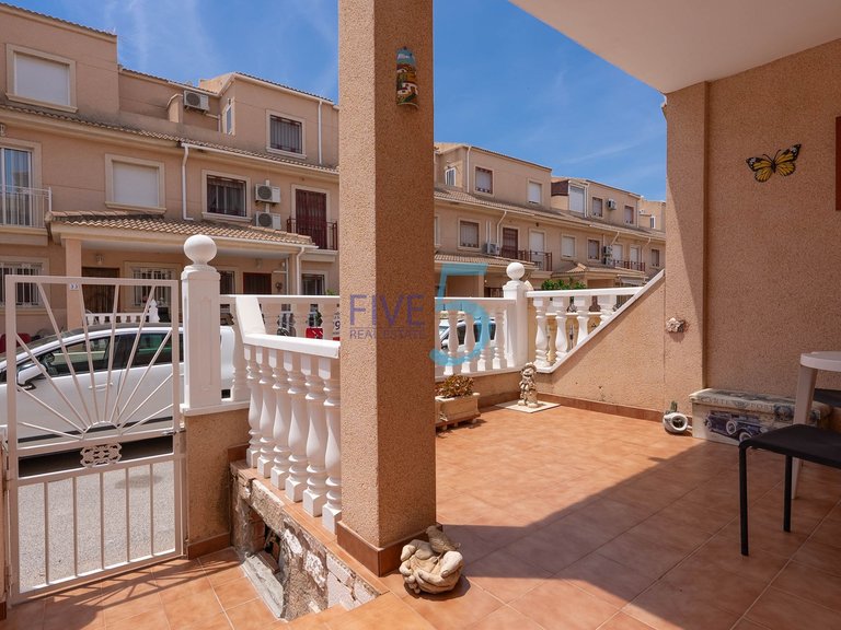Villa for Sale in Alicante, Valencia 24
