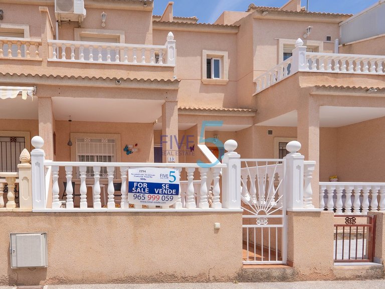 Villa for Sale in Alicante, Valencia 26