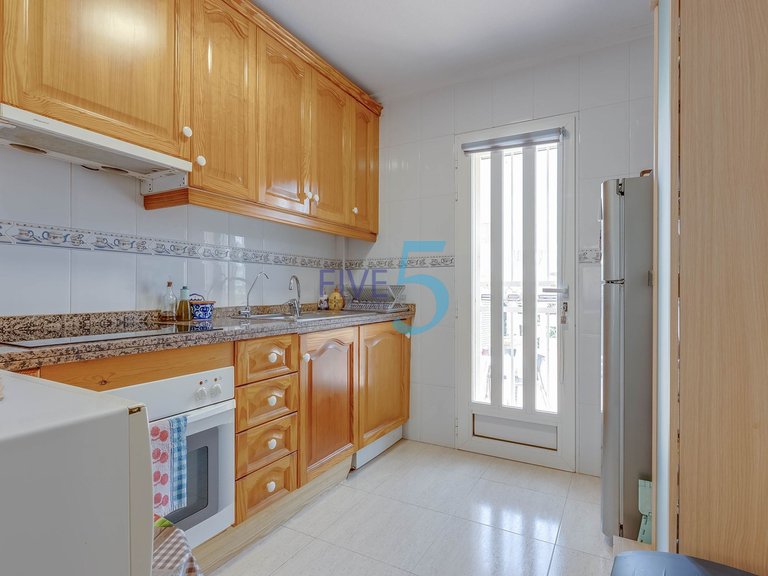Villa for Sale in Alicante, Valencia 7