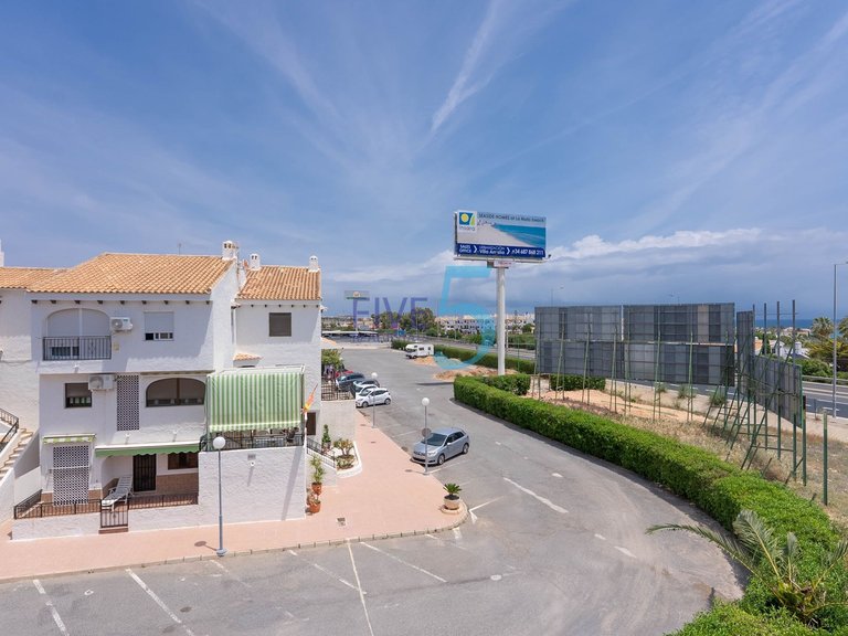 Villa for Sale in Alicante, Valencia 22