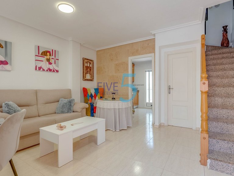 Villa for Sale in Alicante, Valencia 3