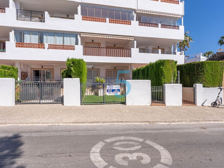 Apartment for Sale in Alicante, Valencia 2