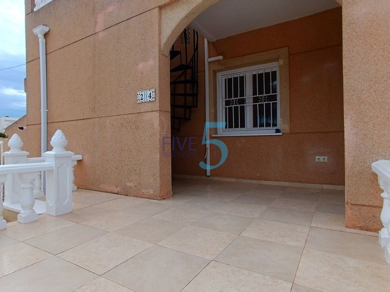 Villa for Sale in Alicante, Valencia 16