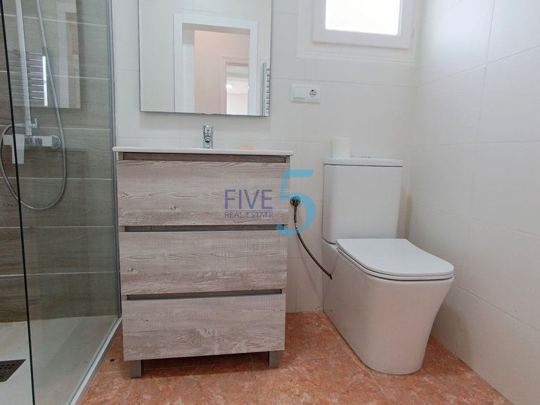 Villa for Sale in Alicante, Valencia 27