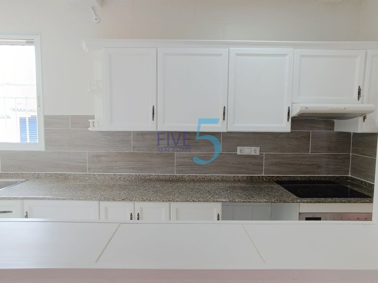 Villa for Sale in Alicante, Valencia 23