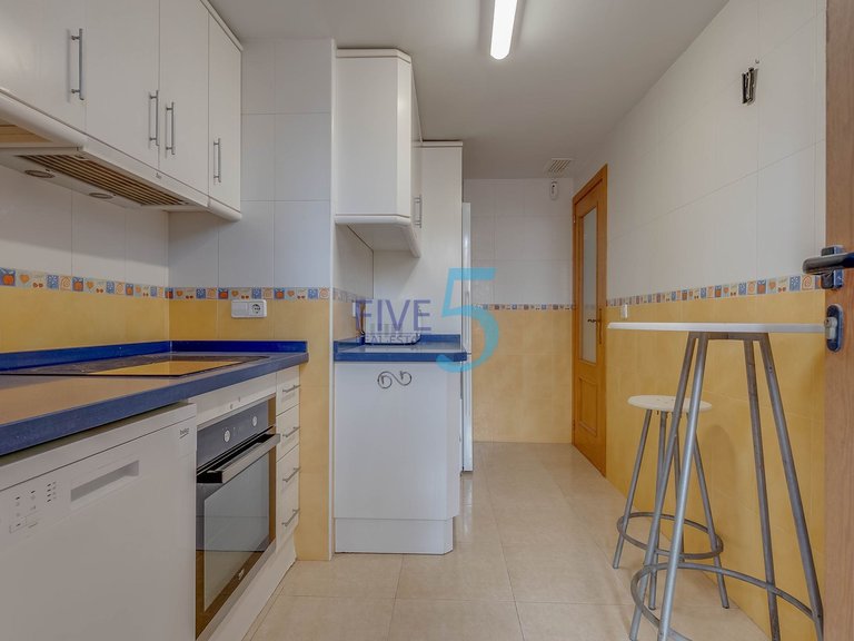 Apartment for Sale in Alicante, Valencia 7
