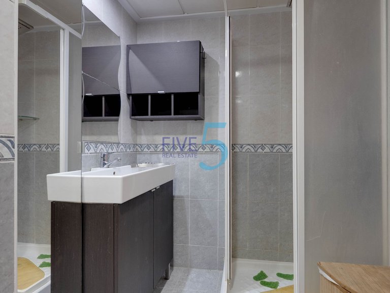 Apartment for Sale in Alicante, Valencia 11