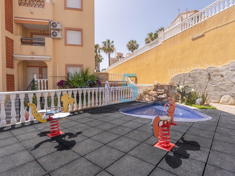 Villa for Sale in Alicante, Valencia 26