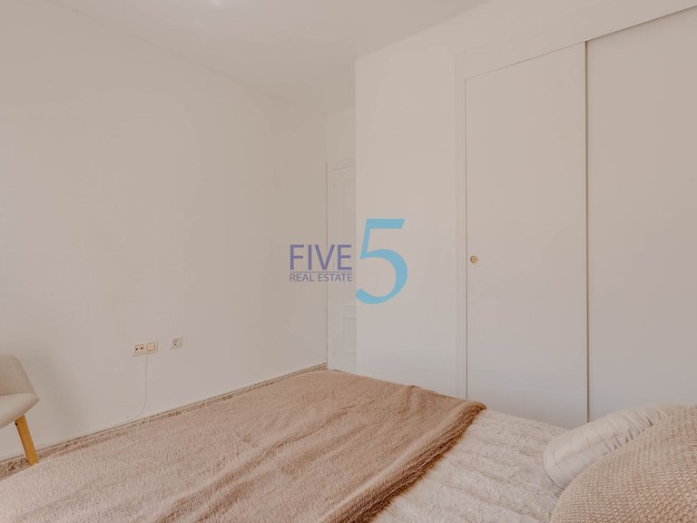 Villa for Sale in Alicante, Valencia 14