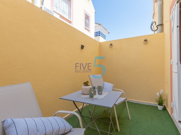 Villa for Sale in Alicante, Valencia 24