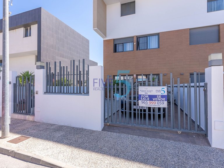 Apartment for Sale in Alicante, Valencia 23