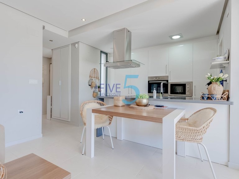 Apartment for Sale in Alicante, Valencia 6