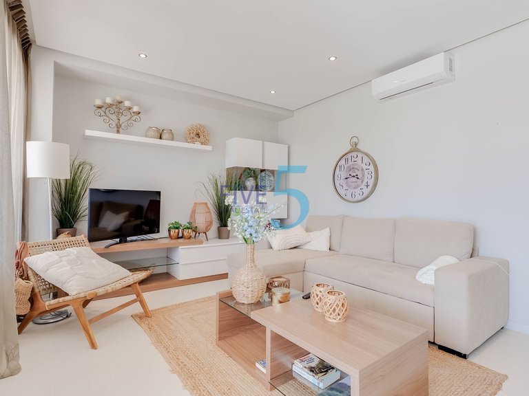 Apartment for Sale in Alicante, Valencia 4