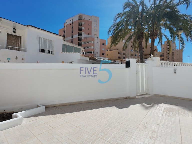 Apartment for Sale in Alicante, Valencia 3