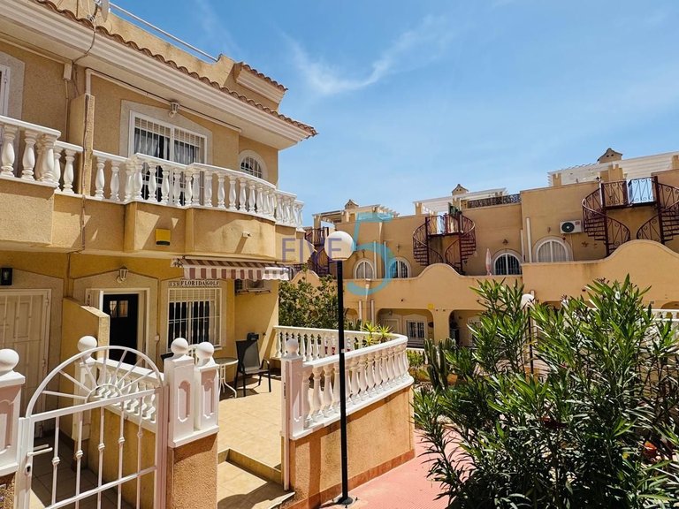 Villa for Sale in Alicante, Valencia 5