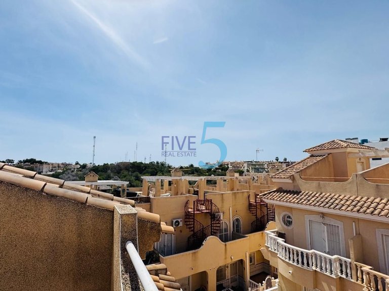 Villa for Sale in Alicante, Valencia 19