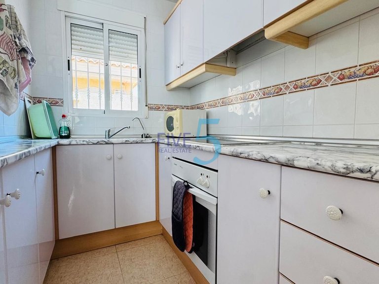 Villa for Sale in Alicante, Valencia 7