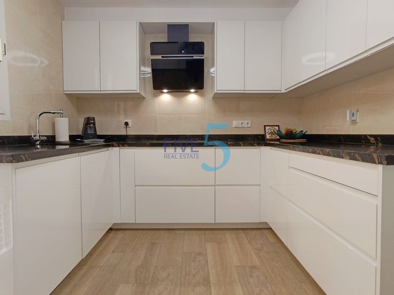 Villa for Sale in Alicante, Valencia 10