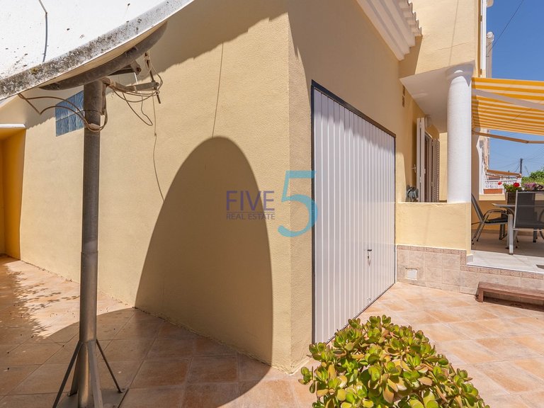 Villa for Sale in Alicante, Valencia 42