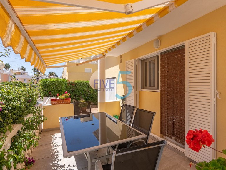 Villa for Sale in Alicante, Valencia 30