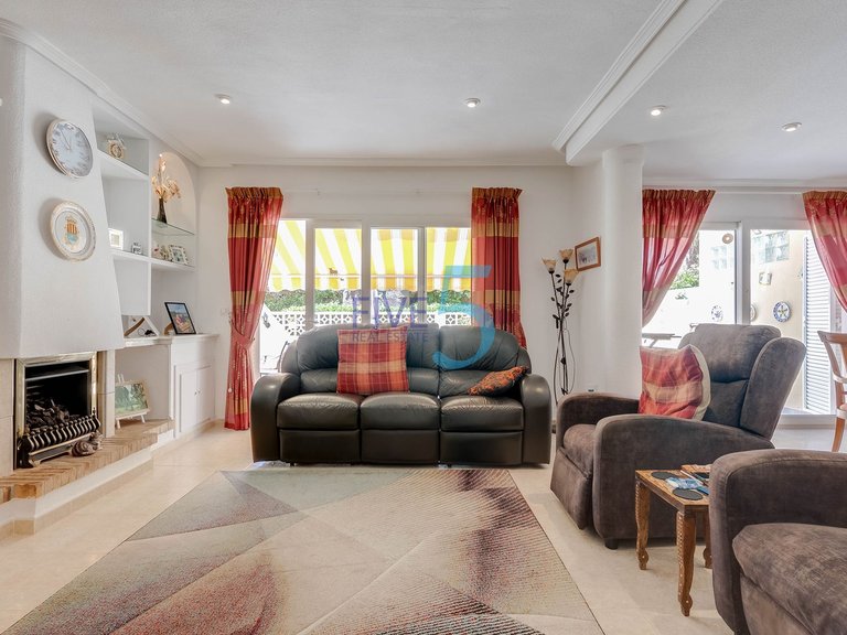 Villa for Sale in Alicante, Valencia 6