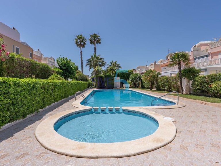 Villa for Sale in Alicante, Valencia 2
