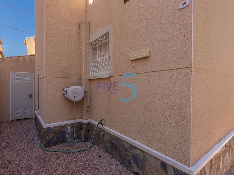 Villa for Sale in Alicante, Valencia 23
