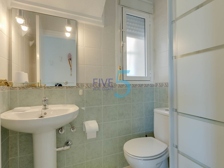 Villa for Sale in Alicante, Valencia 12