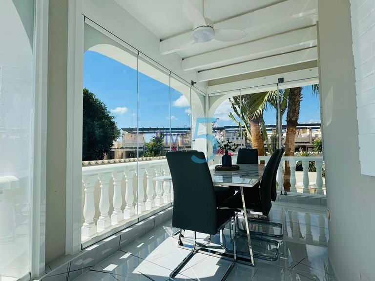 Villa for Sale in Alicante, Valencia 8