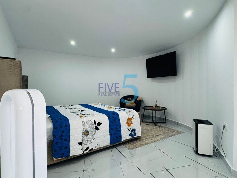 Villa for Sale in Alicante, Valencia 20