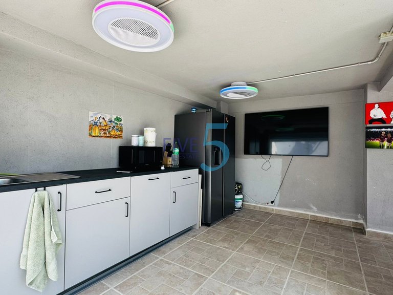 Villa for Sale in Alicante, Valencia 26