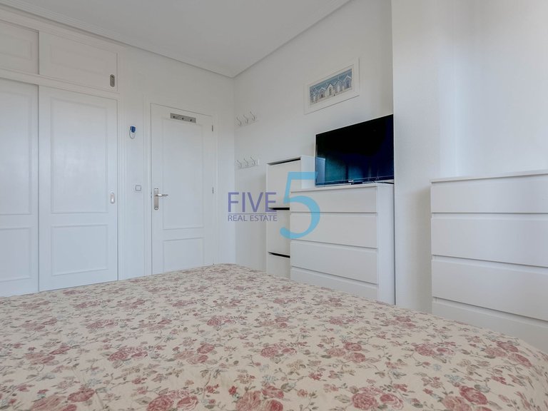 Villa for Sale in Alicante, Valencia 13