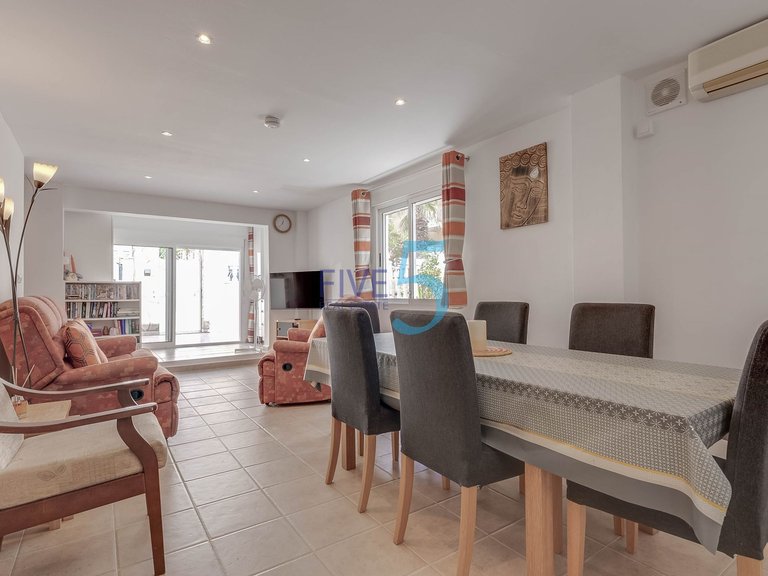 Villa for Sale in Alicante, Valencia 18