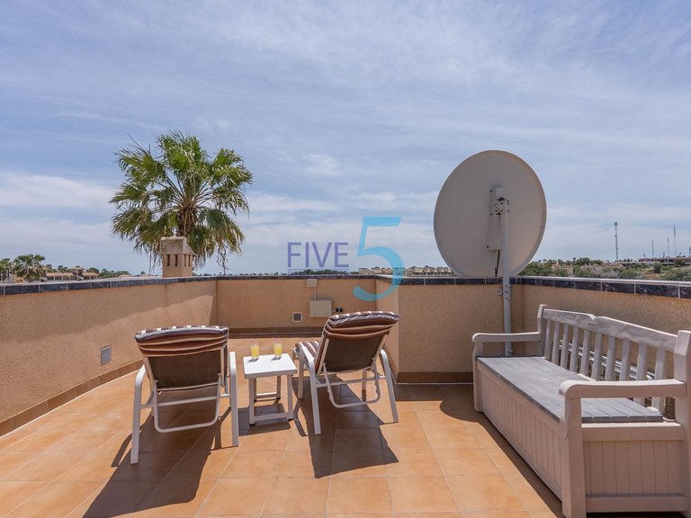 Villa for Sale in Alicante, Valencia 31
