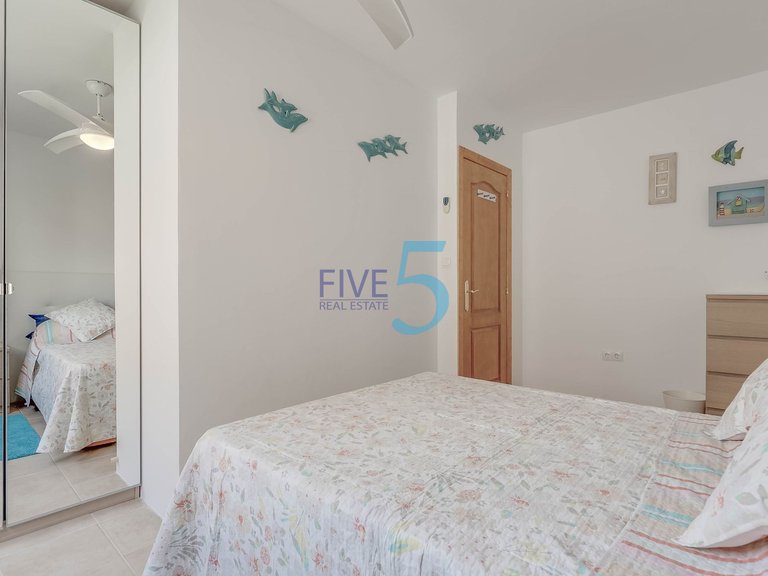 Villa for Sale in Alicante, Valencia 22