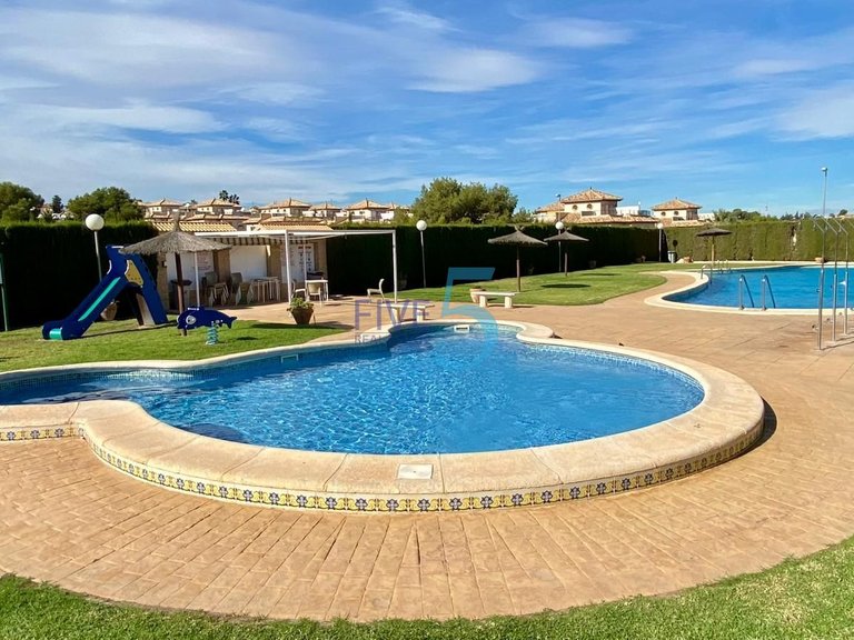 Villa for Sale in Alicante, Valencia 35