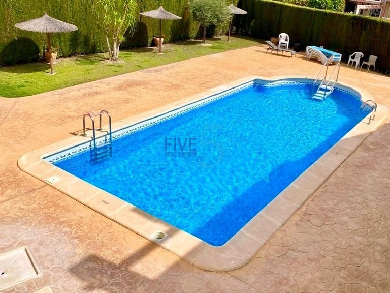 Villa for Sale in Alicante, Valencia 36