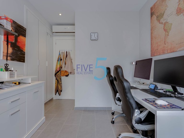 Apartment for Sale in Alicante, Valencia 18