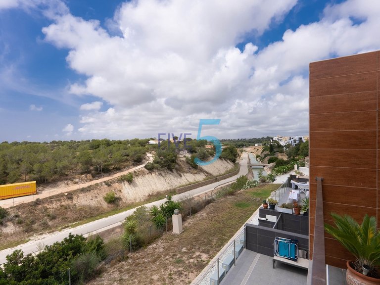 Apartment for Sale in Alicante, Valencia 22