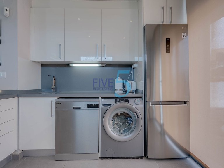 Apartment for Sale in Alicante, Valencia 11
