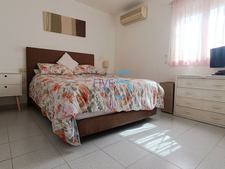 Villa for Sale in Alicante, Valencia 26