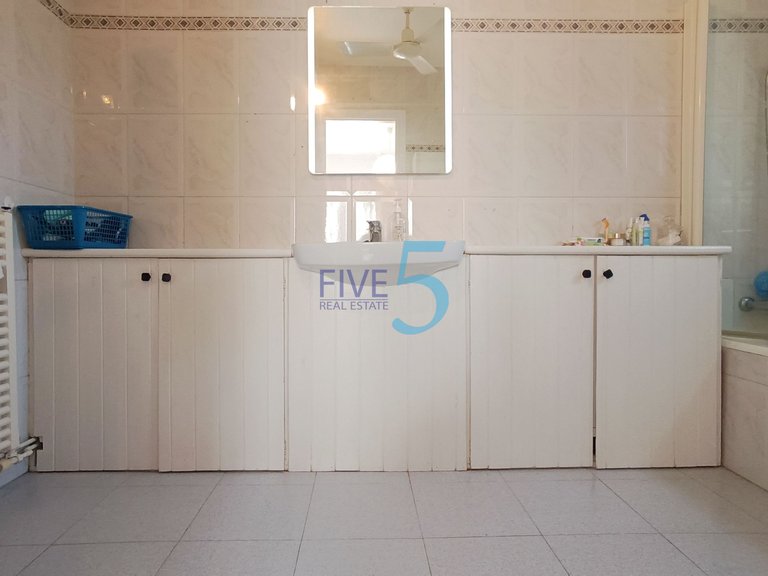 Villa for Sale in Alicante, Valencia 27
