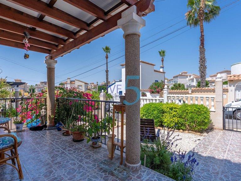 Villa for Sale in Alicante, Valencia 21