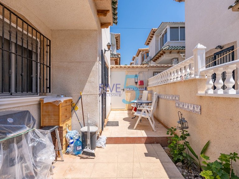 Villa for Sale in Alicante, Valencia 23