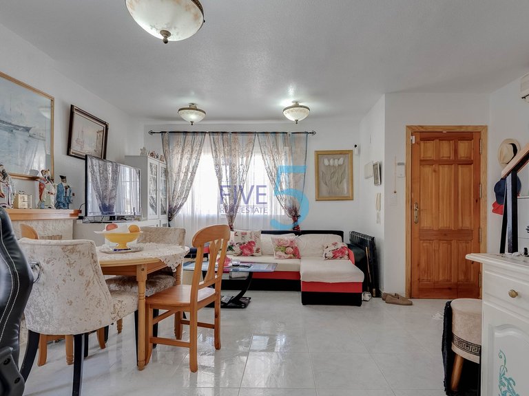 Villa for Sale in Alicante, Valencia 5