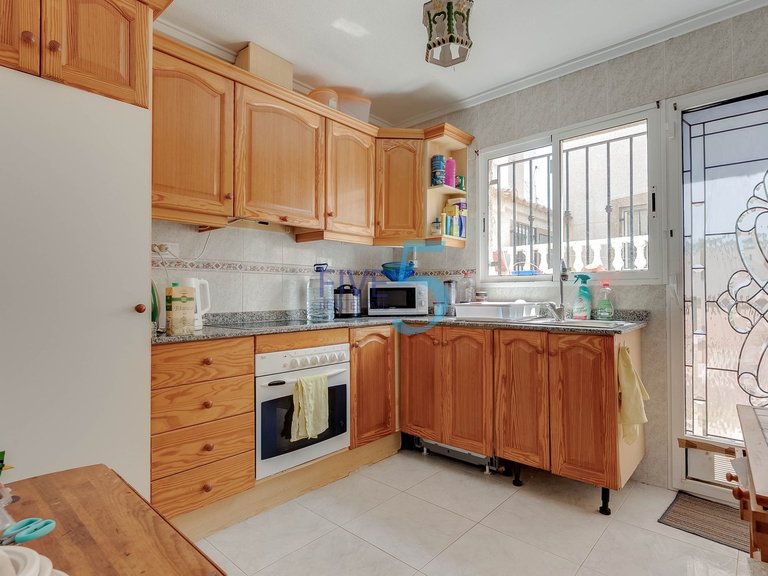 Villa for Sale in Alicante, Valencia 6