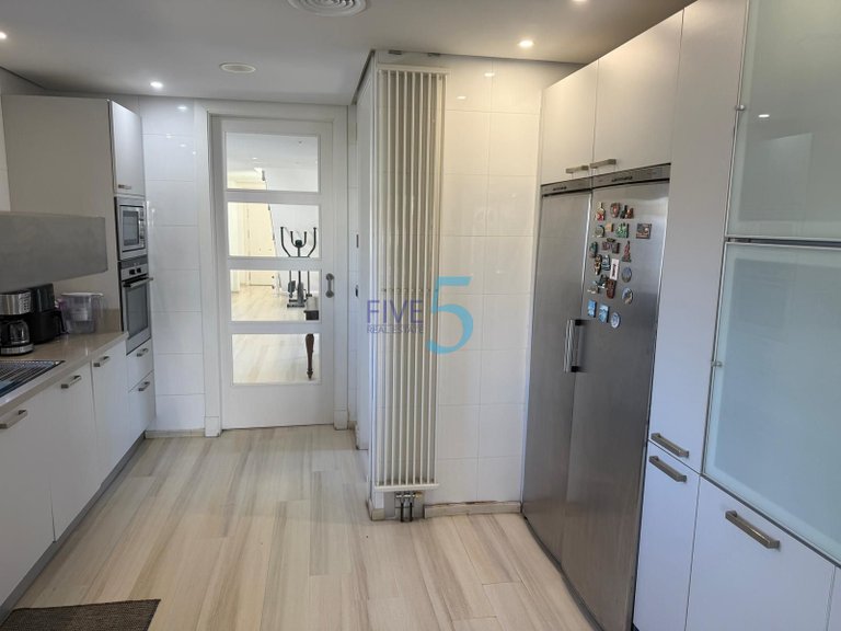 Villa for Sale in Alicante, Valencia 11