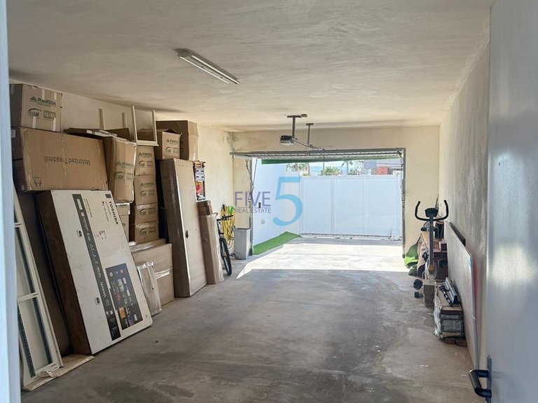 Villa for Sale in Alicante, Valencia 38