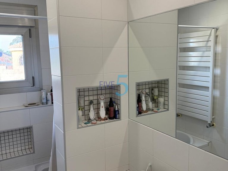 Villa for Sale in Alicante, Valencia 25