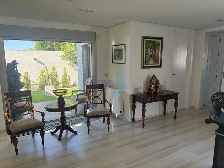 Villa for Sale in Alicante, Valencia 7